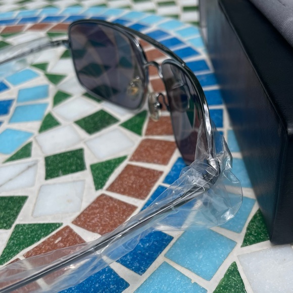 Seven for all Mankind- Sunglasses - Picture 2 of 11